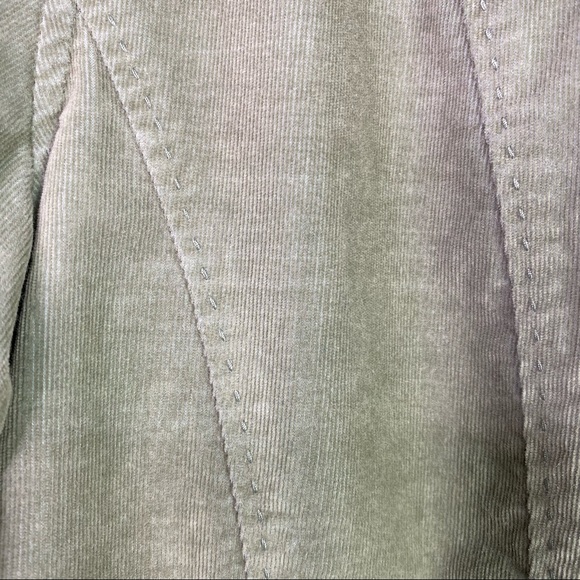 TALBOTS Green Corduroy Button Down Shirt Size Medium - Picture 5 of 9